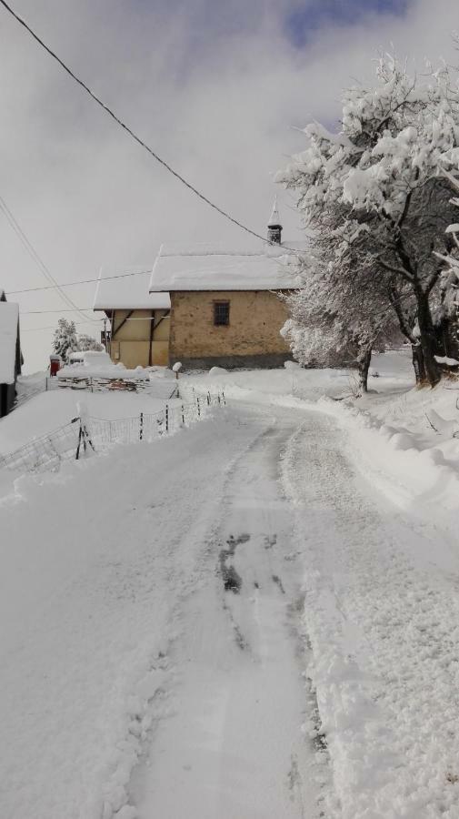 Bel Appartement Au Rez De Chaussee D'Un Chalet Jarrier Dış mekan fotoğraf